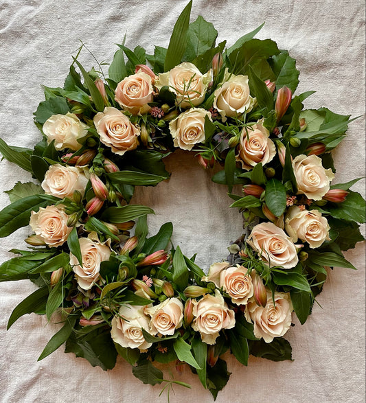 Begravningskrans i aprikost